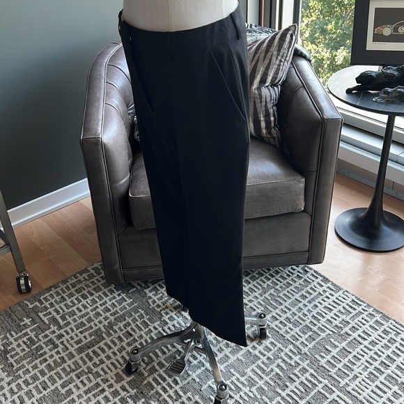 New ALTUZARRA Wool High Rise Cropped Pant in Black Size 40 FR / 8 US - Picture 10 of 11